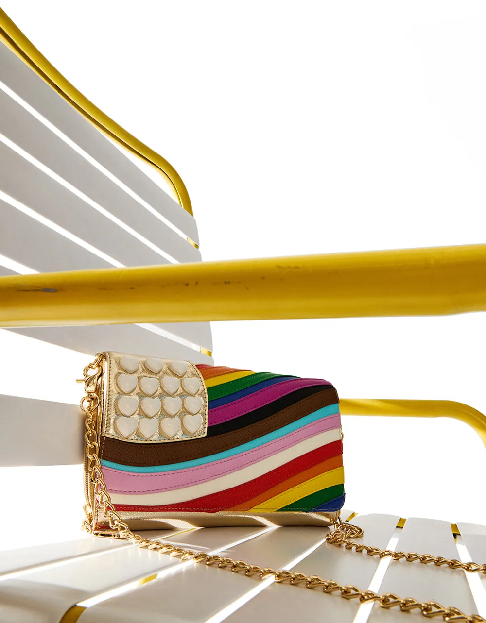 AMERICAN PRIDE WALLET ON CHAIN MULTI Betsey Johnson