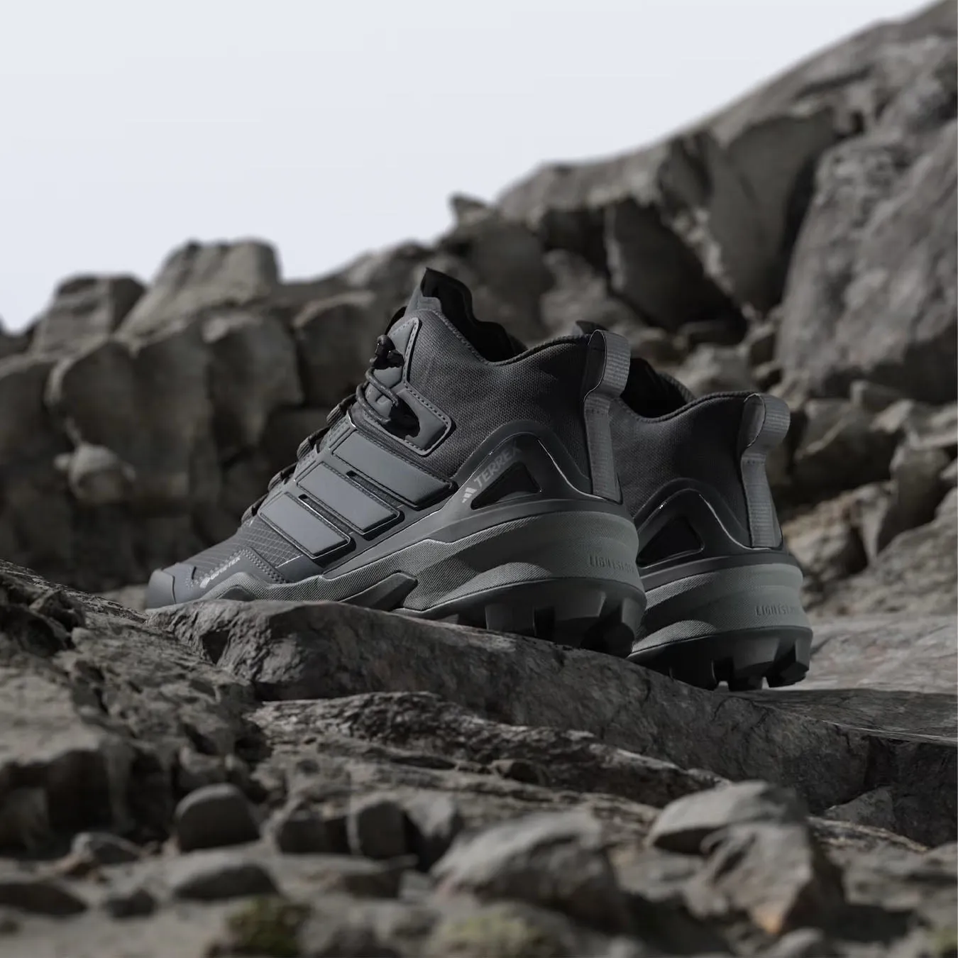 Bestseller Adidas Terrex Womens Terrex Skychaser Hgiking boots Mid GTX Black  Stylish & Comfortable