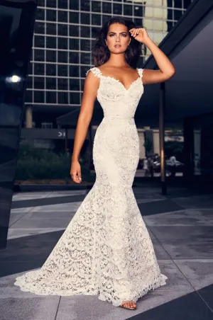 Bestseller Paloma Blanca - 4840 Sample Gown  Last Few Pieces!