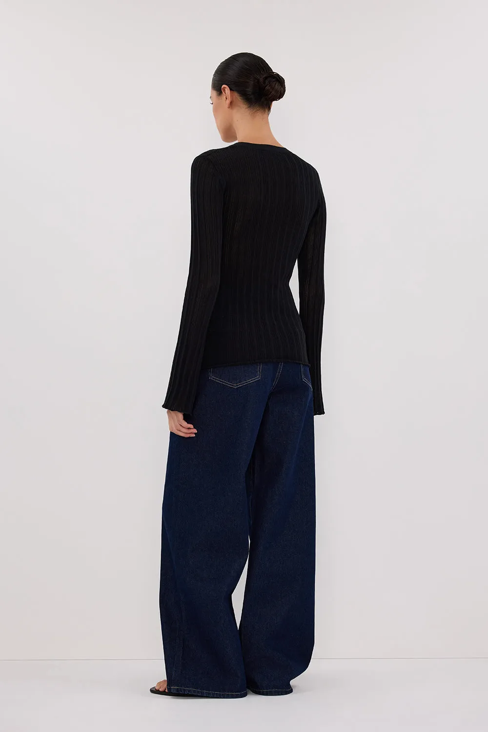 Dissh BOWIE BLACK BUTTON THROUGH KNIT TOP