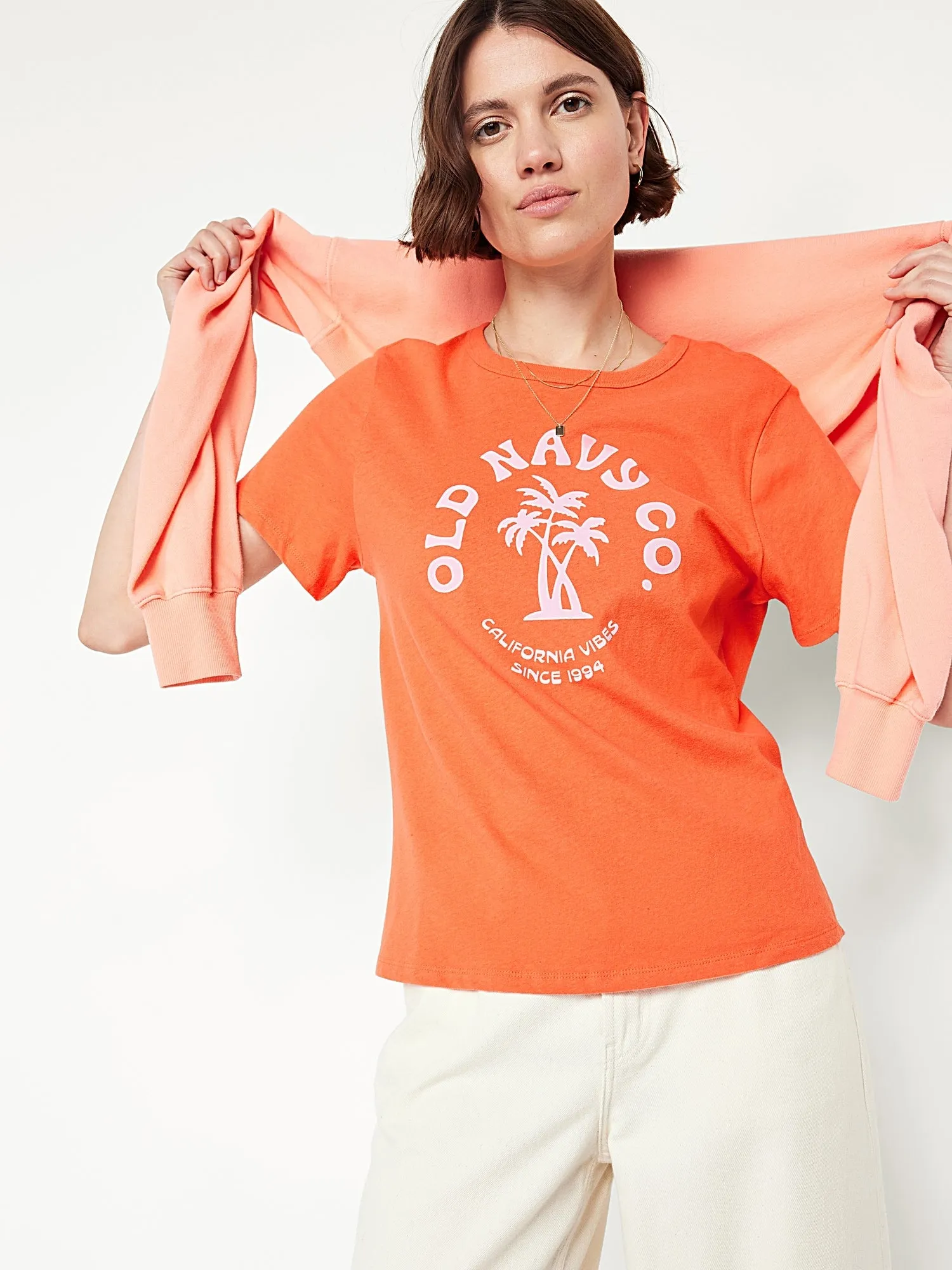 EveryWear Logo-Graphic T-Shirt