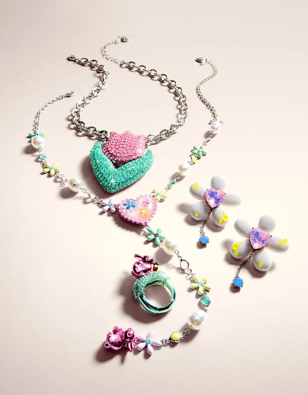 HOP TO IT TULIP PENDANT PINK Betsey Johnson