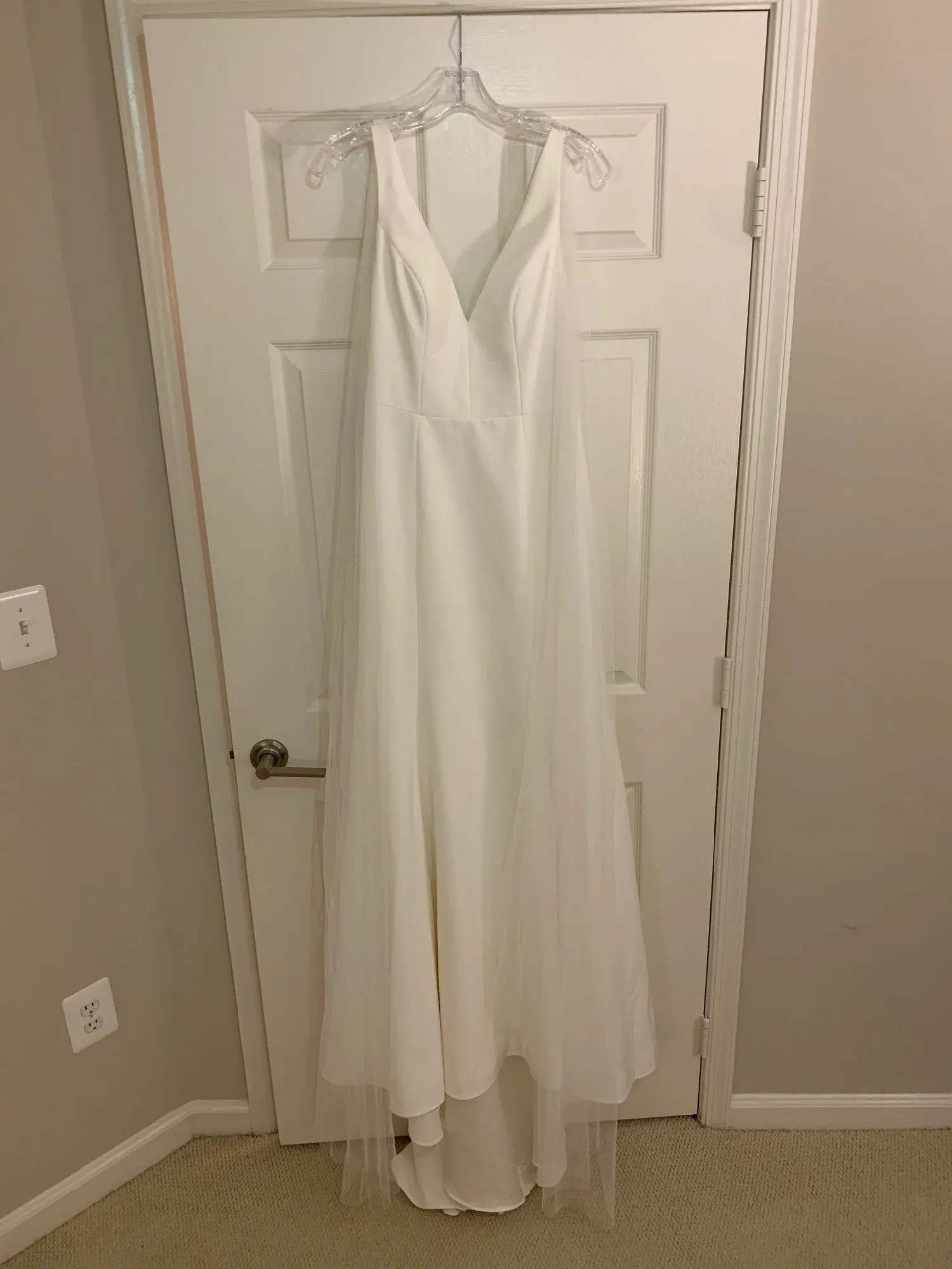 Insta-Worthy Jenny Yoo Tana Gown  Limited Release!