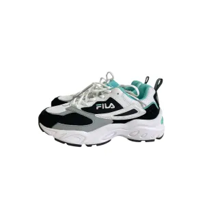 Shoes Athletic By Fila In White, Size:6.5