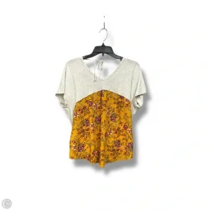 Top Short Sleeve By Moa Moa In Grey, Size: M