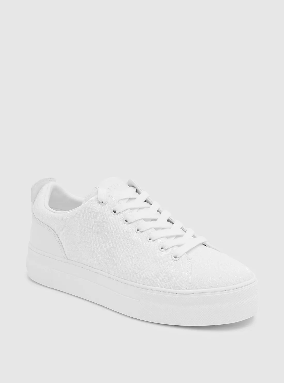 White Logo Giaa Low-Top Sneakers Guess