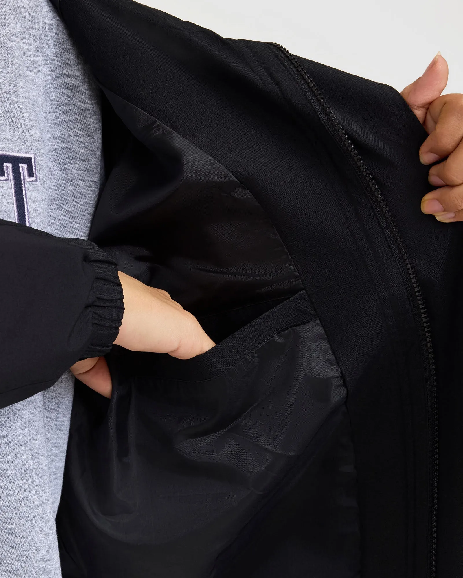 Women's Bianca Windbreaker -FILA
