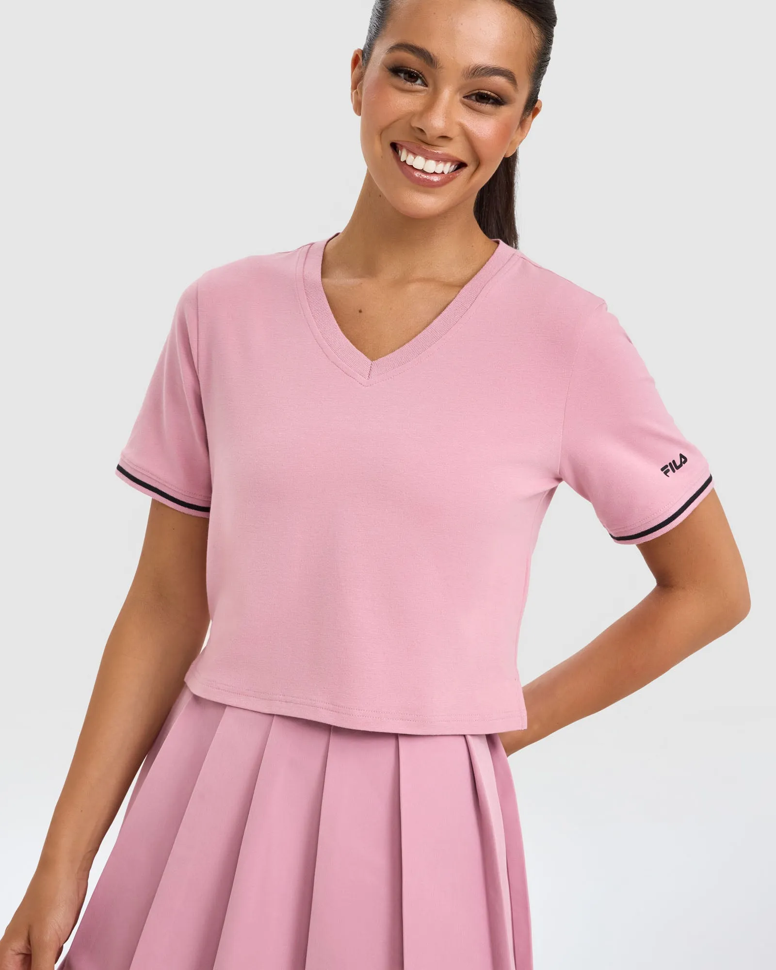 Women's V-Neck Bay Tee -FILA