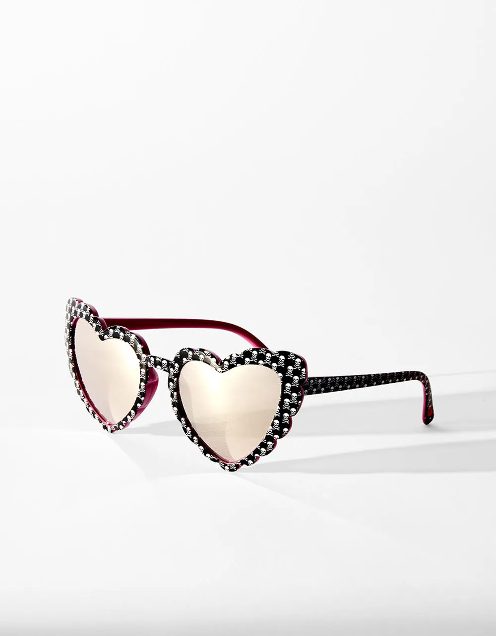 XOXO SKULL HEART SUNNIES BLACK Betsey Johnson